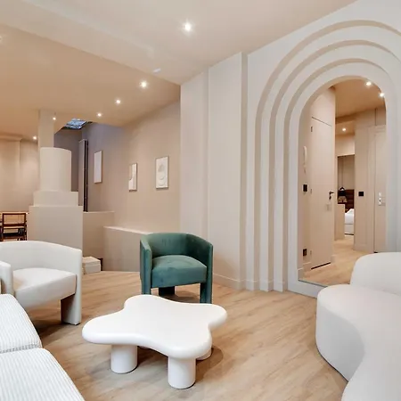 Elegant - 5bd-12p - Heart Of 'le Marais' *
