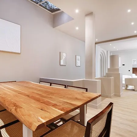Elegant - 5bd-12p - Heart Of 'le Marais' Apartament