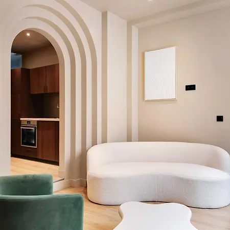 Apartment Elegant - 5bd-12p - Heart Of 'le Marais' Paris